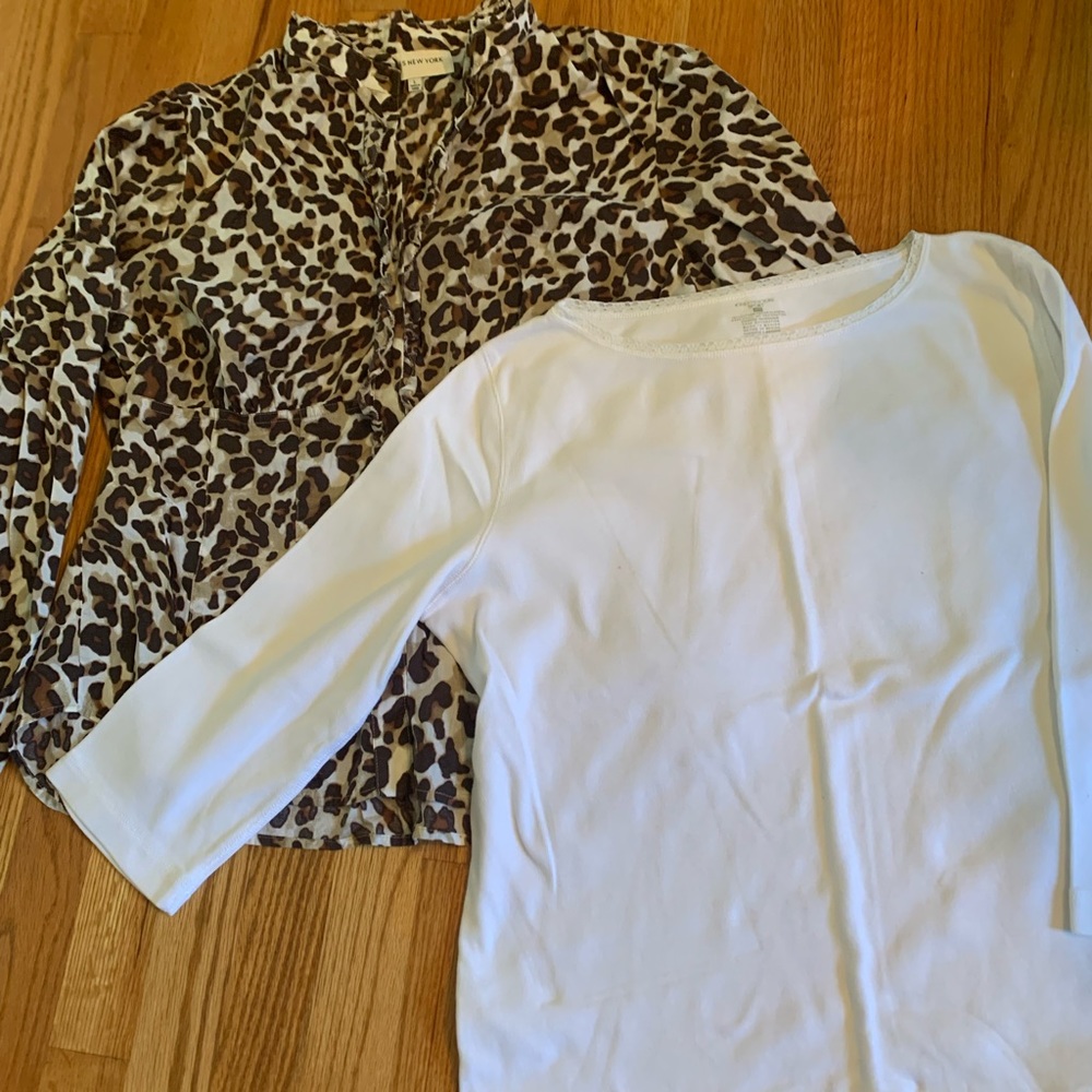 2 Jones New York Tops size Large